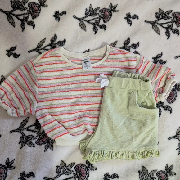 Carter's Tee & Ruffle Shorts Set - Picture 1 of 2